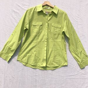 Chico's Green Button Up Long Sleeve Shirt Size 1 Roll Tab Sleeves No Iron
